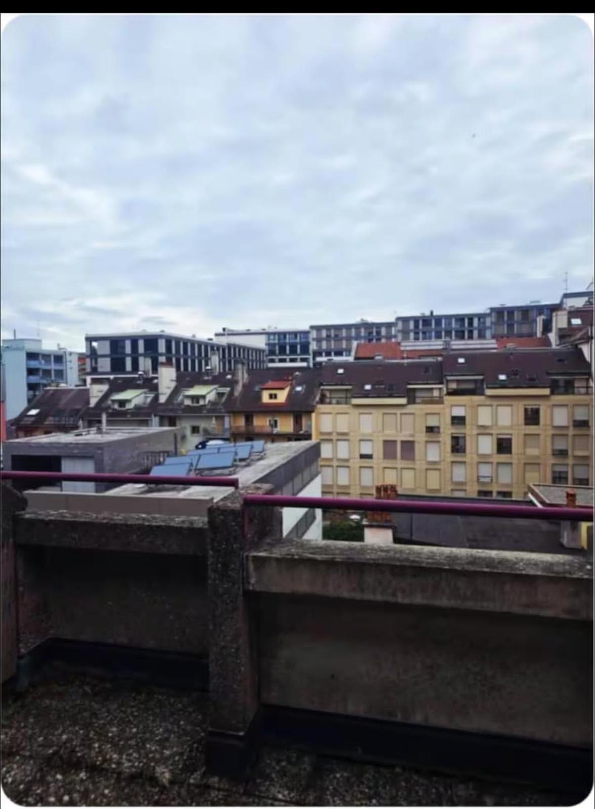 Chez Habitant Pied Du Homestay Geneva